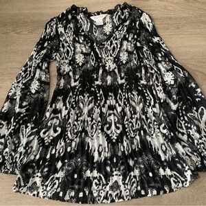 Allison Taylor Black & White Long Sleeve Blouse Size M